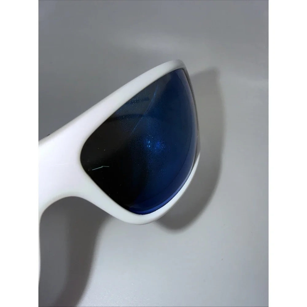 Does not apply terminator polarized